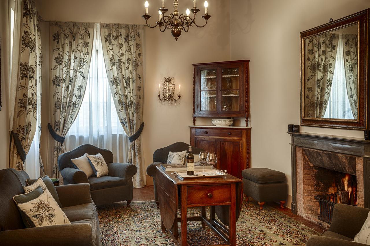 Le Suites Di Castello Di Ama 카이오레인챠안티 외부 사진
